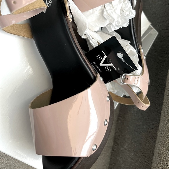 Versace 1969 Doralice Platform Sandals - Picture 4 of 14